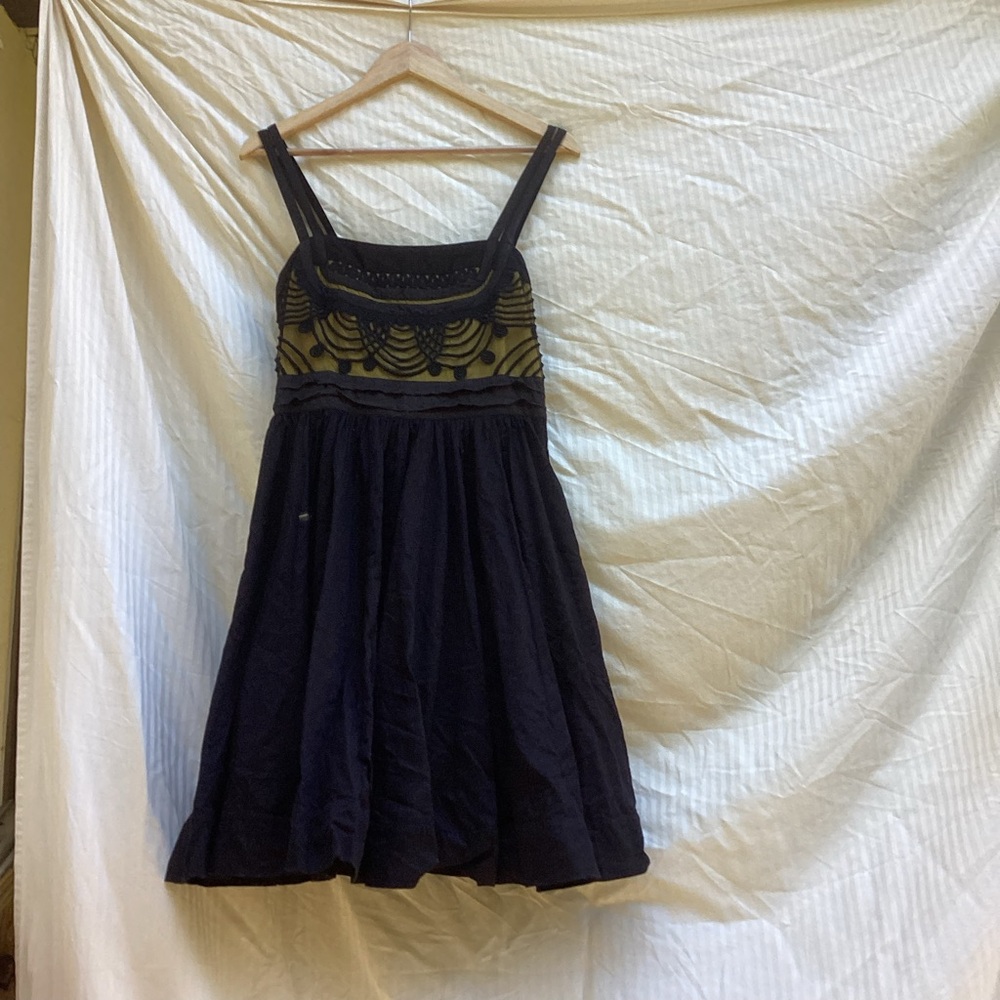 Floreat Black and Gold Midi Dress with ruffle lining, size 8